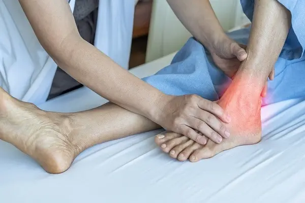 BPC-157 peptide therapy in tendon injury research models from Peptide Works